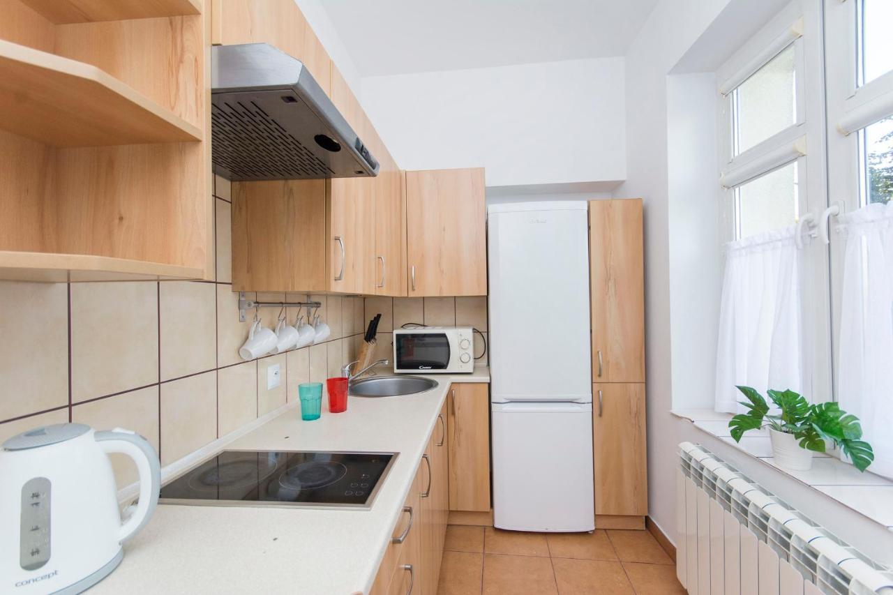 Akademikus Torun Hostel Bagian luar foto