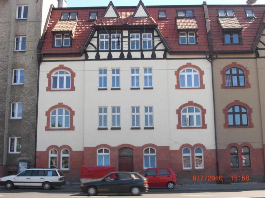 Akademikus Torun Hostel Bagian luar foto