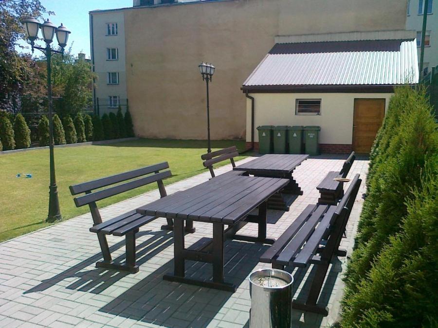 Akademikus Torun Hostel Bagian luar foto